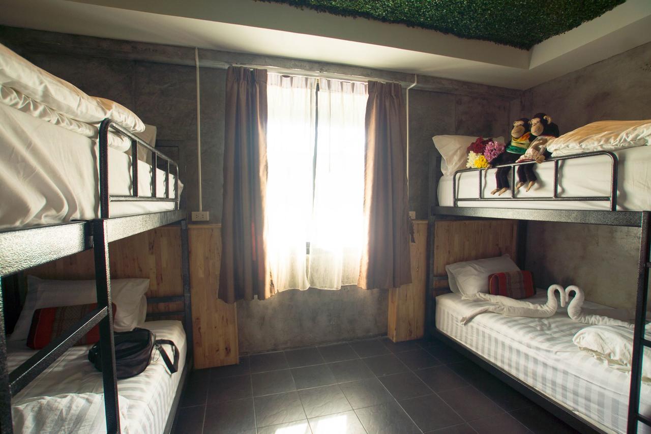 King Kong Hostel At Krabi Bagian luar foto